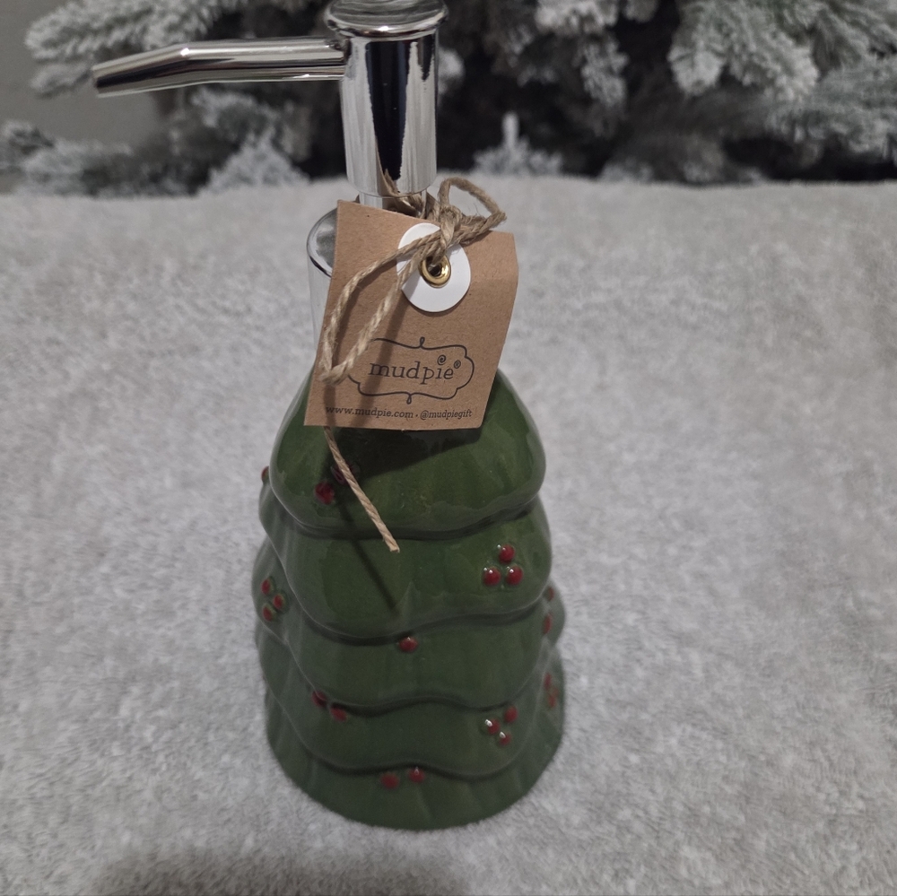 Mud Pie Green Holiday Tree Soap Dispenser